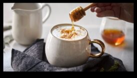 Πρωινή απόλαυση: Ξεκινήστε τη μέρα σας με τη θρεπτική δύναμη του γάλακτος καρύδας